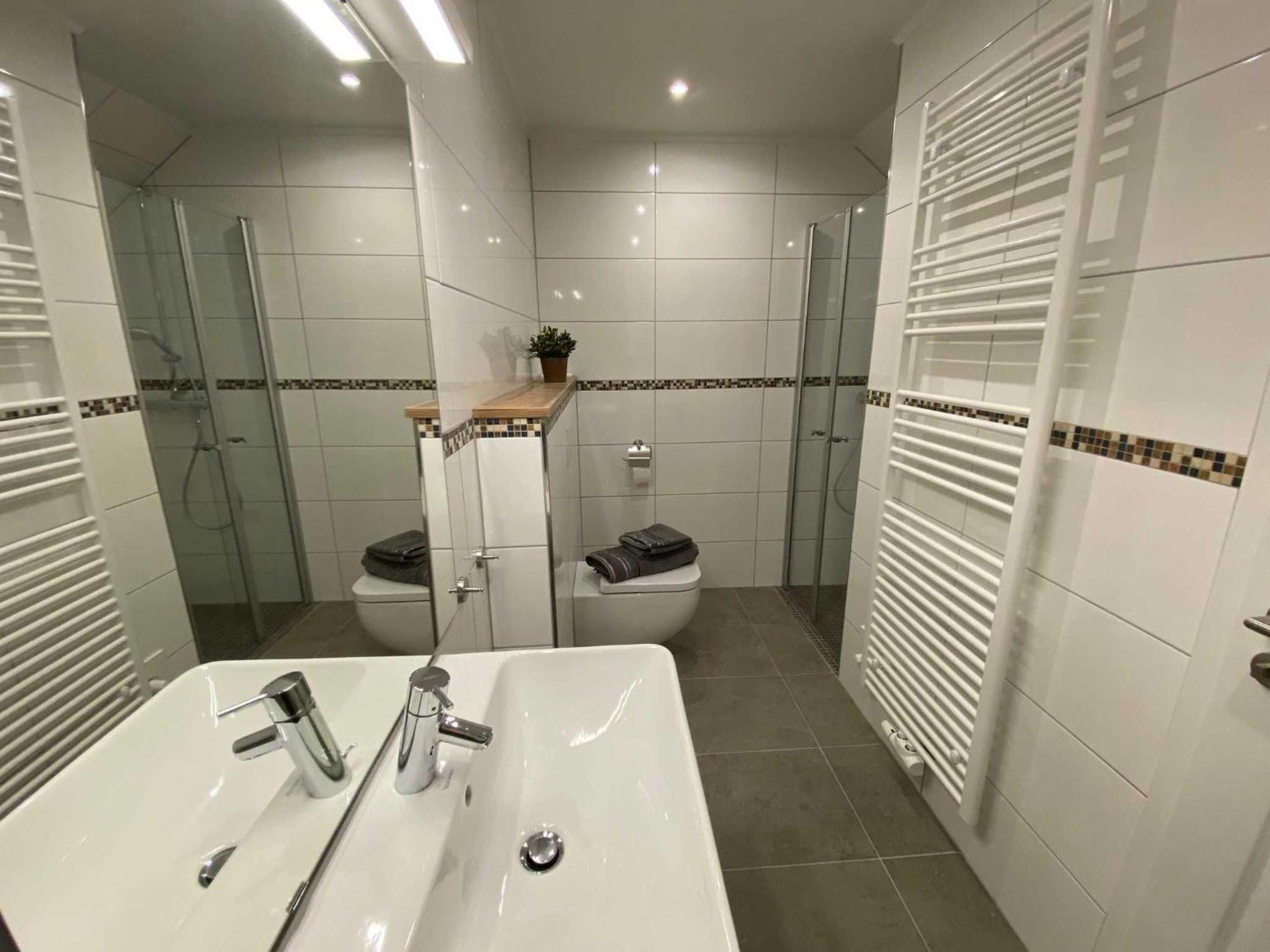Ferienwohnungen Meerhuus_ 45229 Ditzum Chambre photo